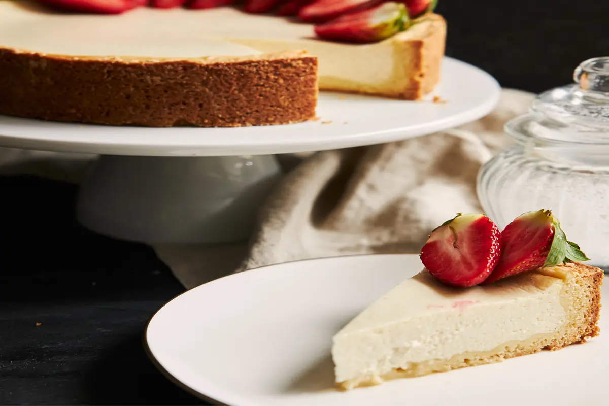 Which cream cheese is better for cheesecake?